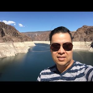 Meet your Posher, Pablo